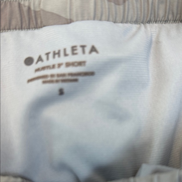 Athleta Camouflage Ruffle Shorts - Picture 6 of 9
